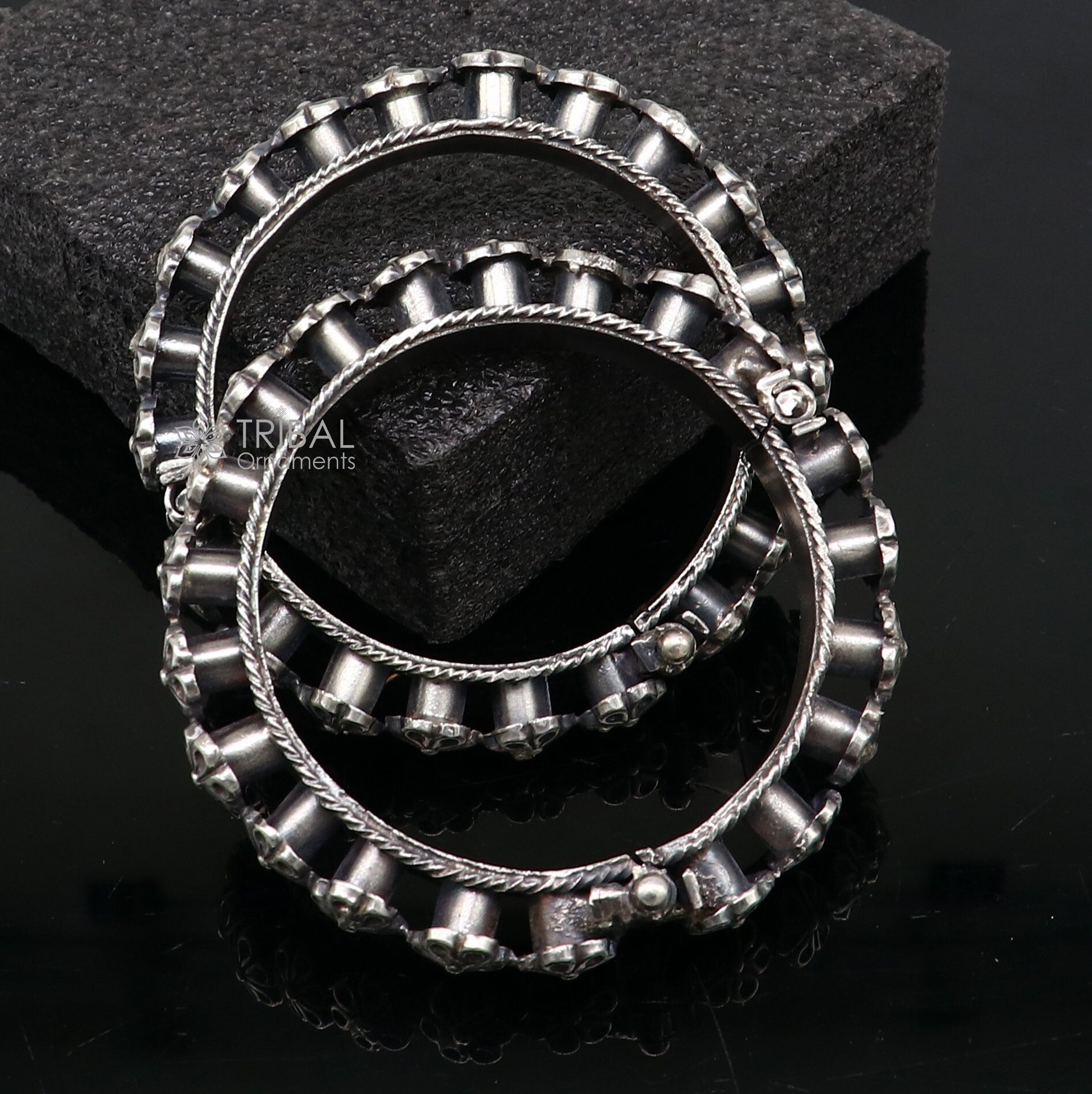 ALETAI Meteorite Crystal Bracelet - Round Beads - Beaded Bracelet, Han –  Throwin Stones